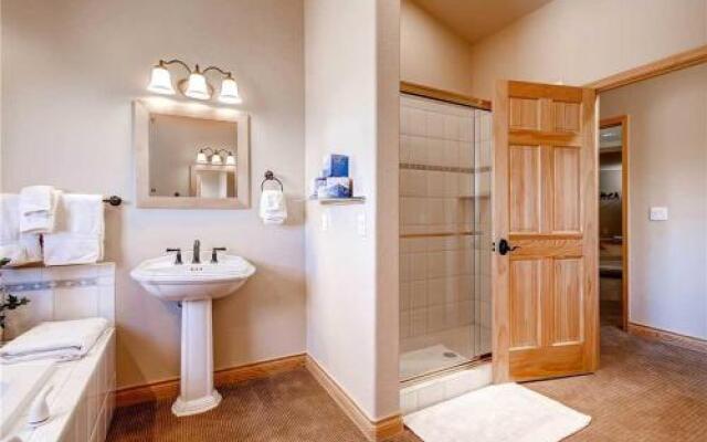 White Cloud House #523