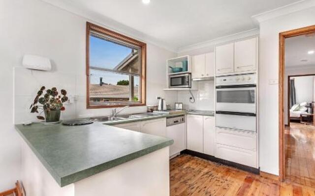 Cromarty Crescent, 12