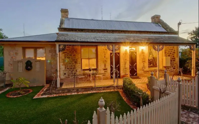Amelia's Bed and Breakfast