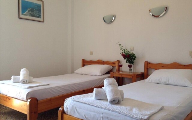 Central Guest House Skiathos