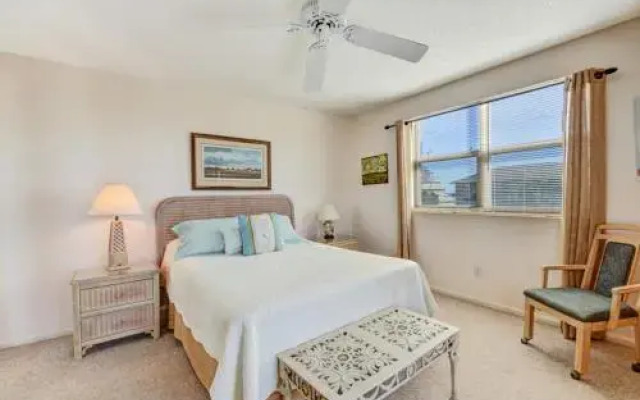 1719 North Fletcher