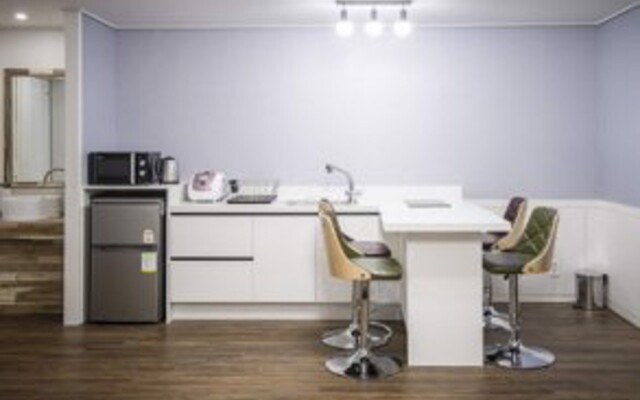 Jeju Berryberry Pension