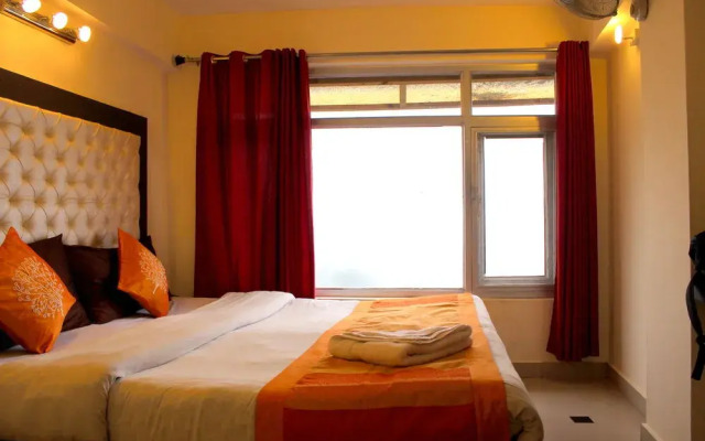 OYO 1045 Hotel Ashirward