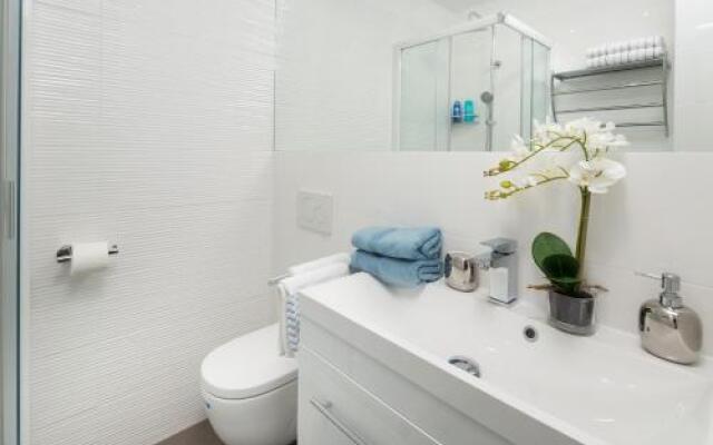 d.Five Danube Corso Boutique Apartment