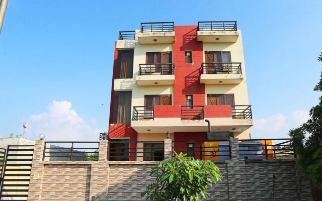 OYO Rooms Noida City Centre