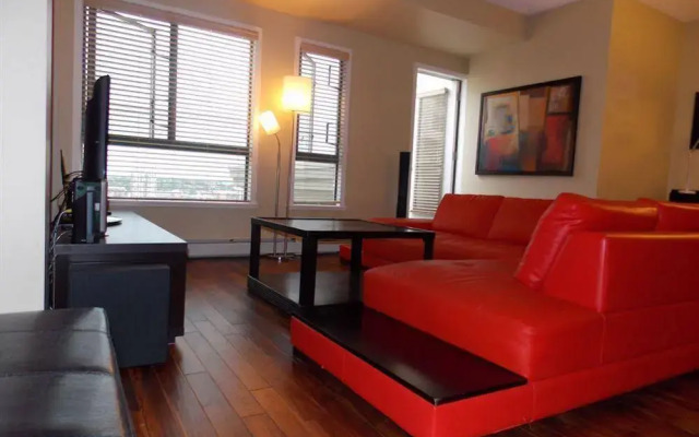 Fastlane Suites Tarjan