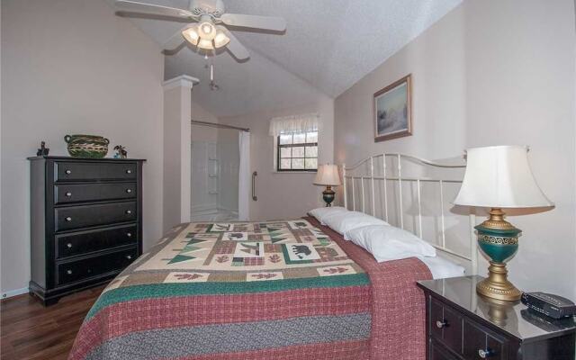 Bear Crossing - Two Bedroom Cabin