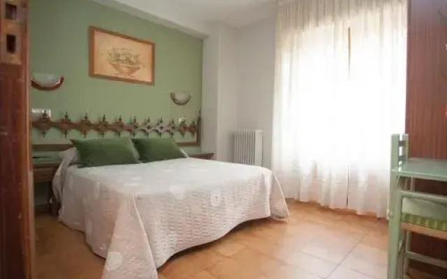 Hostal Aragon