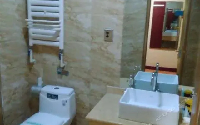 Wuhai Tongda Business Inn