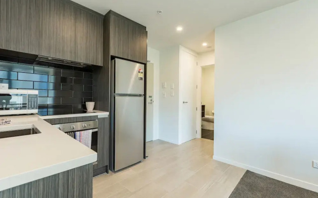 Lovely Apartment Near Myers Park in CBD