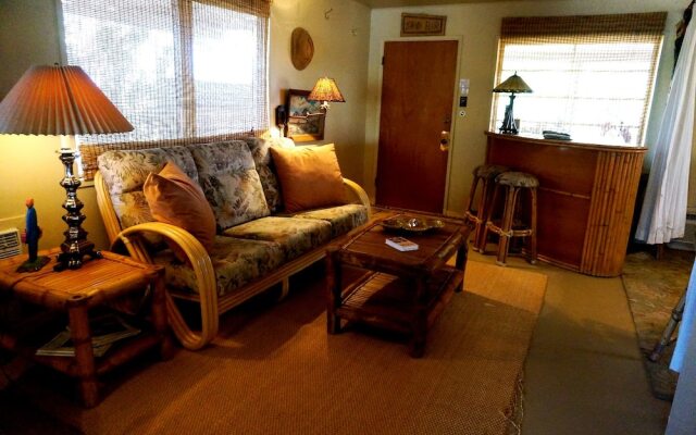 Oasis by Joshua Desert Retreats