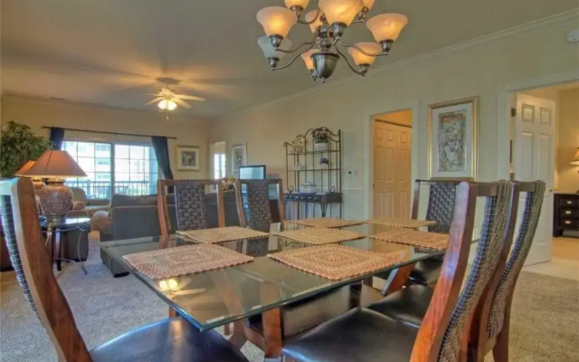 4809 Luster Leaf Circle Magnolia Pointe 202 2br 2ba 2 Bedroom Condo by RedAwning