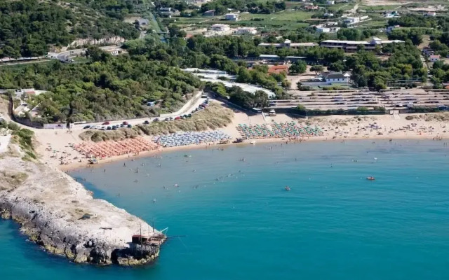 Camping Baia Falcone