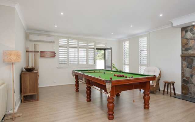 Whispering Sands at Corlette - 2