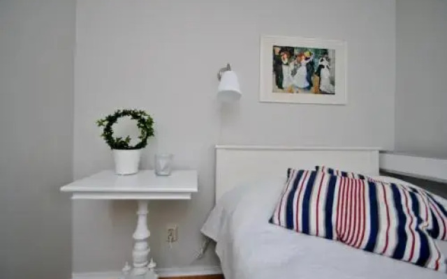 Lenas Bed & Breakfast