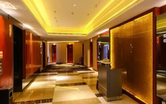 Fragrant Bay Hotel