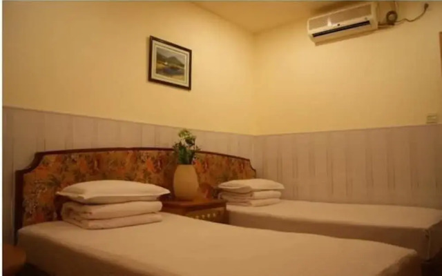 Tianruifu Hotel-qingdao