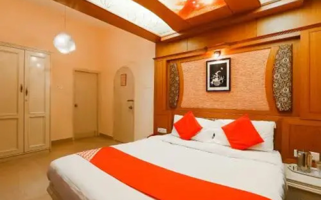 Hotel Silver Oak Annexe