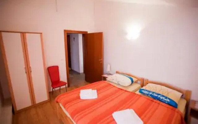 Apartments Marinić
