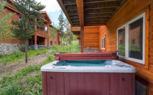 Fair Mountain Retreat