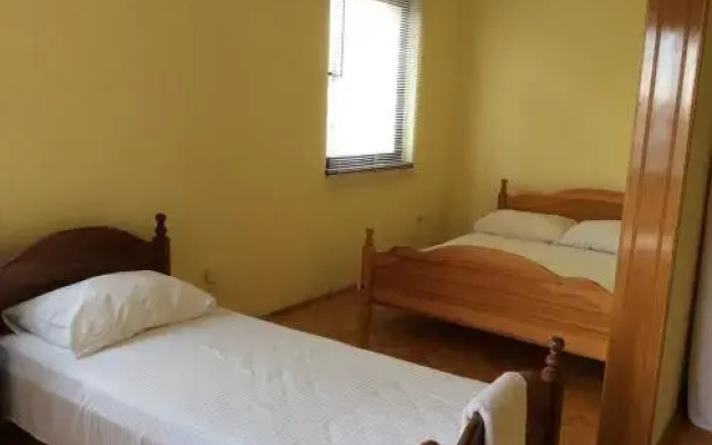 Guesthouse Aksoj