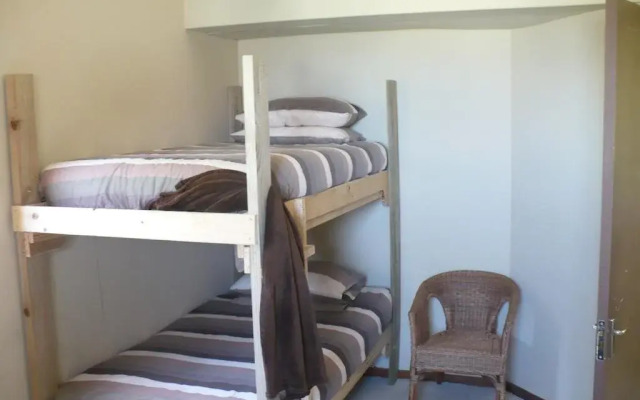 Backpacker Beach Hostel