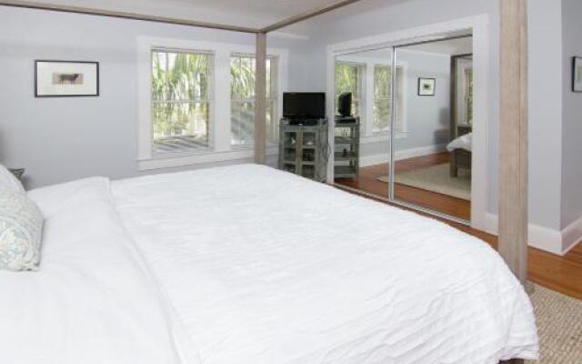 1933 3rd Ave W House by RedAwning