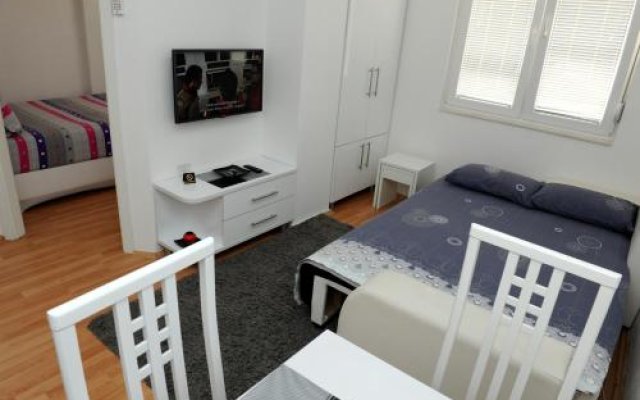 DeLuxe Apartments Ohrid