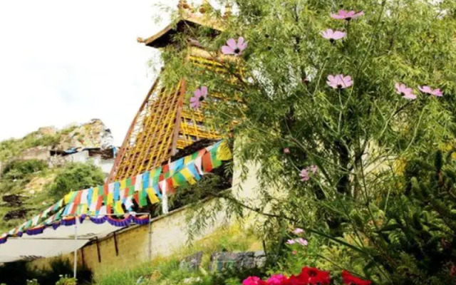 Lhasa Jia Re Bu Tong Yododo Inn