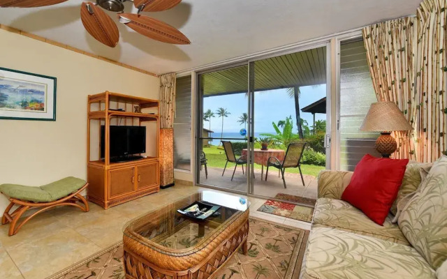 Polynesian Shores 111 by RedAwning