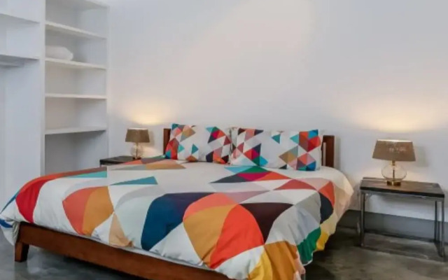 Stunning 1BR in Garden District by Hosteeva
