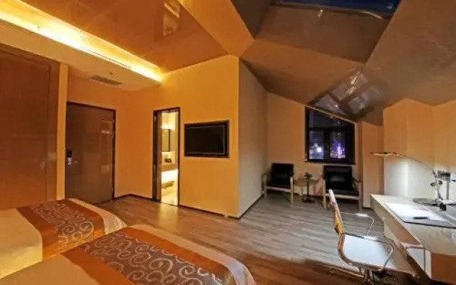 Jifeng Kairui Hotel