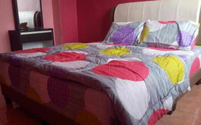 Roemahkoe Holiday Home