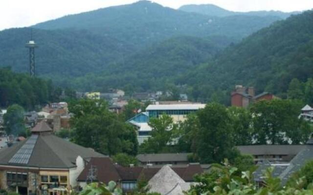 Gatlinburg Chateau Condo #508 by RedAwning