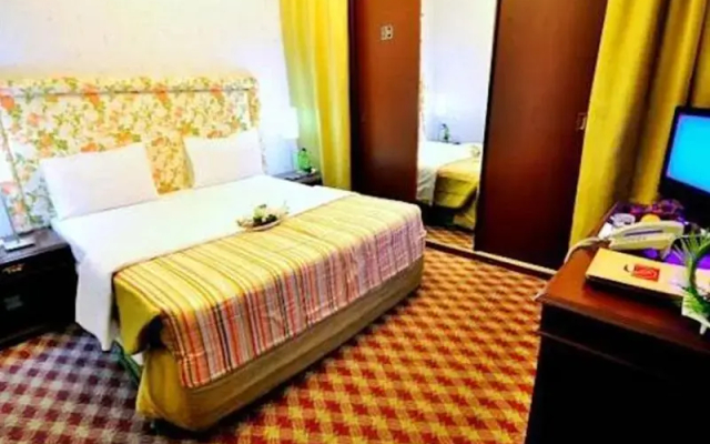 Dellmon Shrouq Hotel