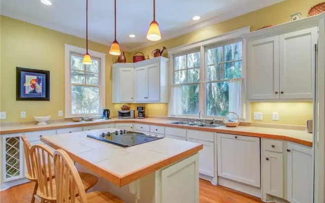Low Oak Woods 353 by RedAwning