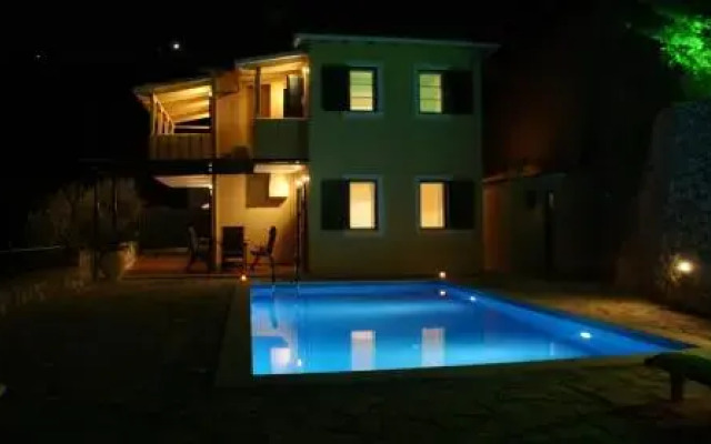Meganisi Villas