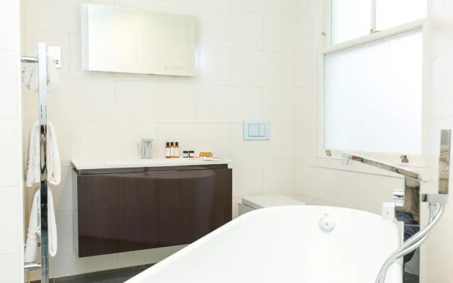 Garrick Mansions by Aeria Apartments
