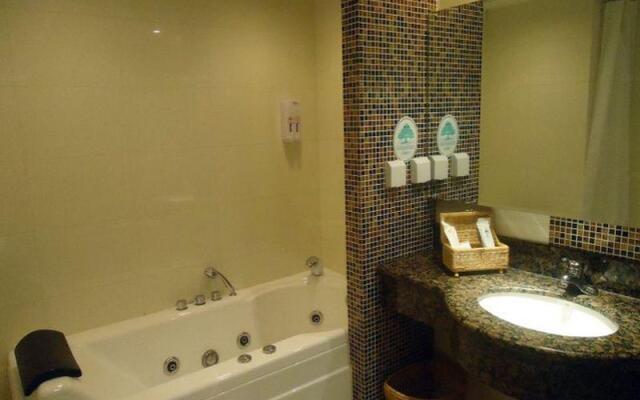 GreenTree Inn BeiJing QingHeqiao Business Hotel