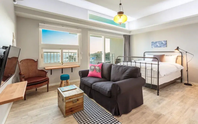 Room at 155