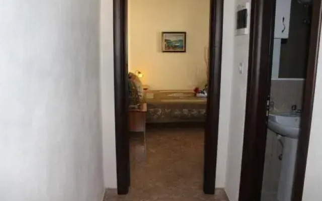 Athina Rooms