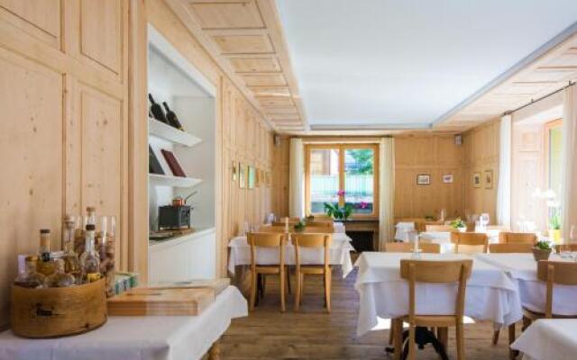 Hotel & Restaurant Vallatscha