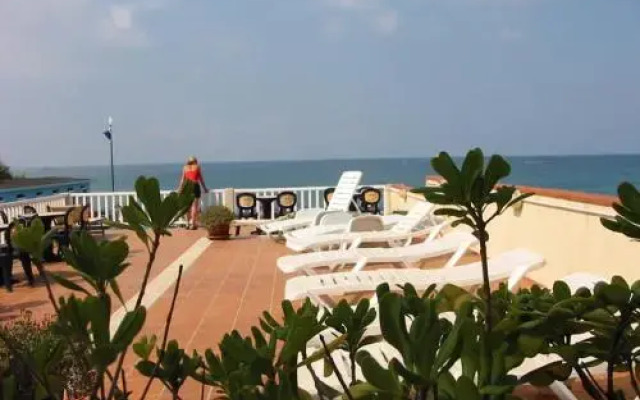 Hotel Mediterraneo