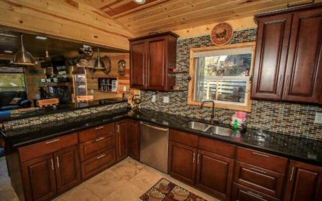 1602 - Circle Views by RedAwning