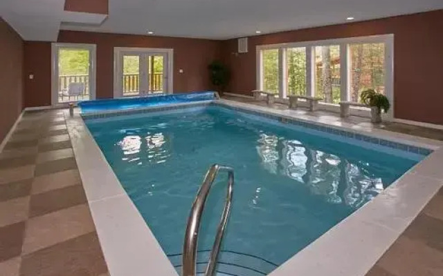 Live Laugh Love Pool Lodge