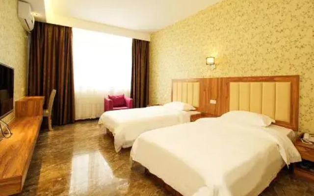 Yangshuo Rainbow Holiday Hotel