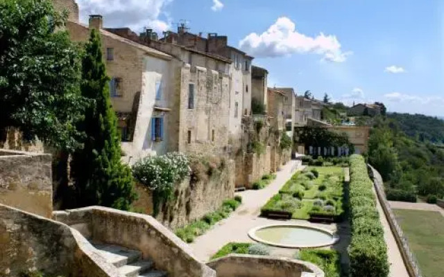 Bellevue Lauris Provence