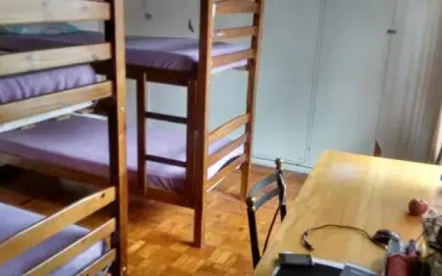 UP Whiteblack Hostel