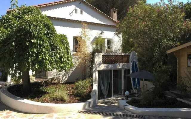 Studio Terra Cotta pres de la plage
