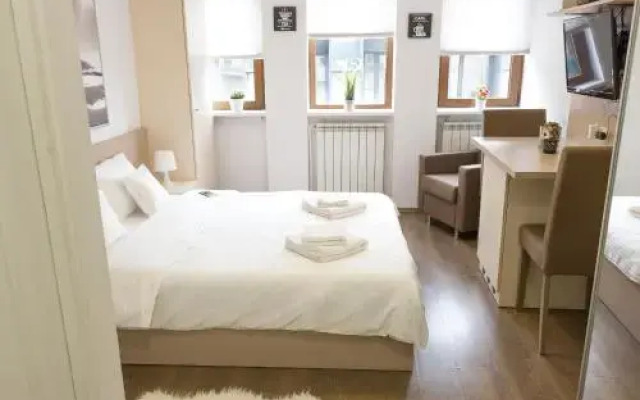 Grand Central Accommodation - Smardan